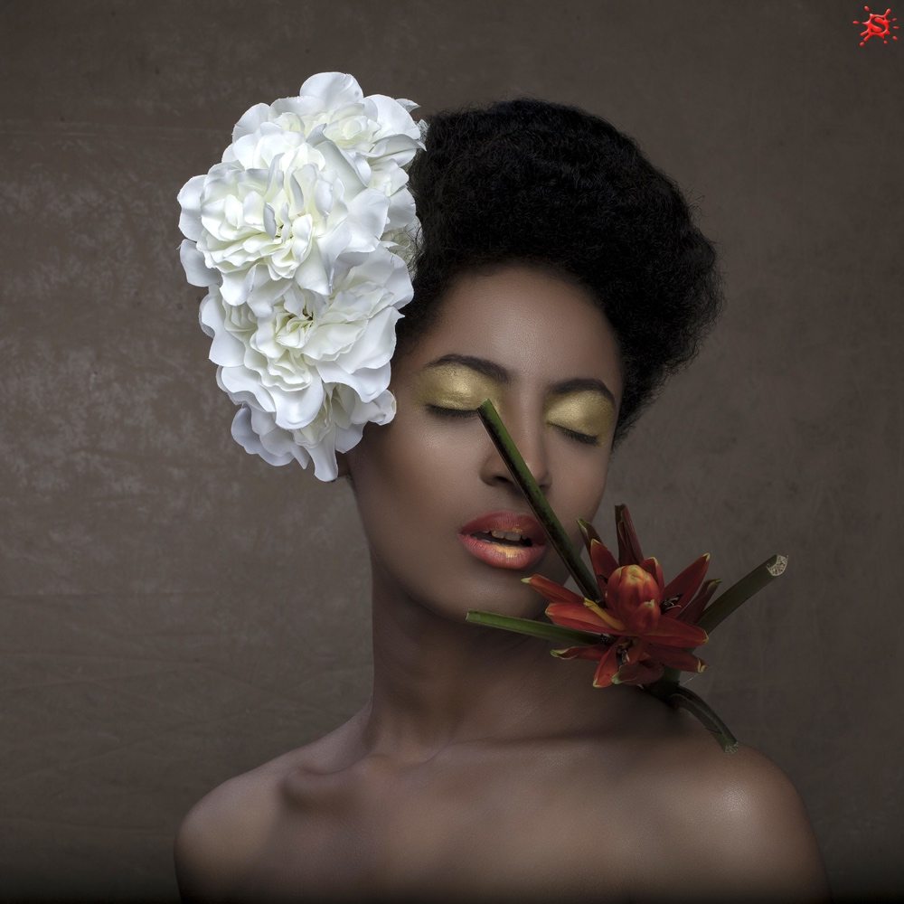 Emmanuel Arewa Spotlight Photo & Imagery Vintage Floral Beauty As Art