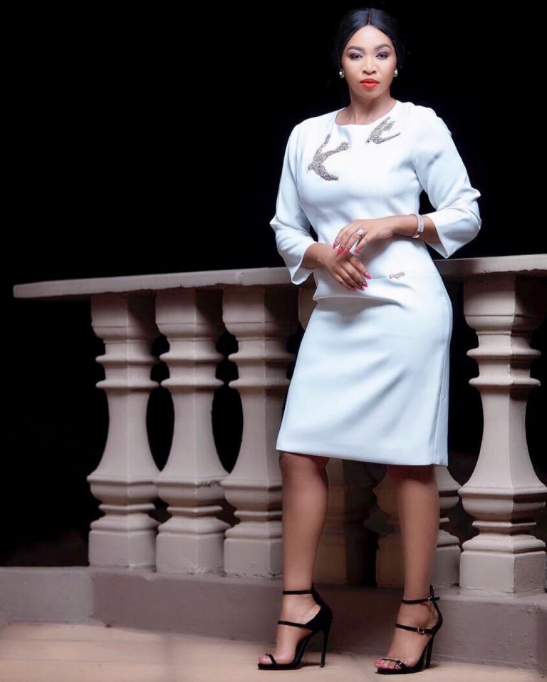 AYANDA NCWANE’s Classic Style Will Put A Smile On Every Self Made Woman ...