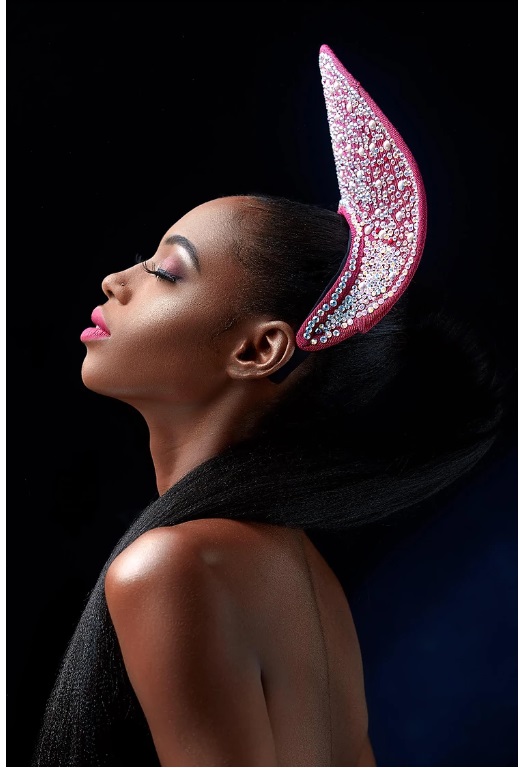 couture-accessories-brand-sissy-remi-unveils-latest-avant-garde-collection-tagged-prima-donna-lookbook