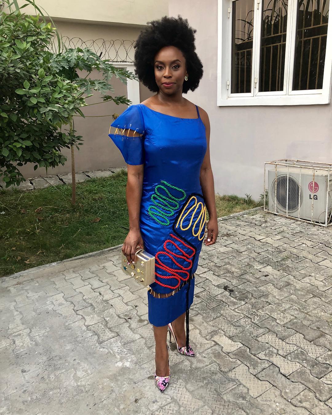 heres-fave-looks-chimamanda-adiches-wear-nigerian-project