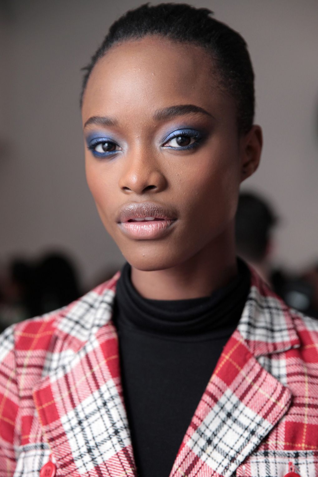 take-look-finest-beauty-inspirations-new-york-fashion-week-backstage