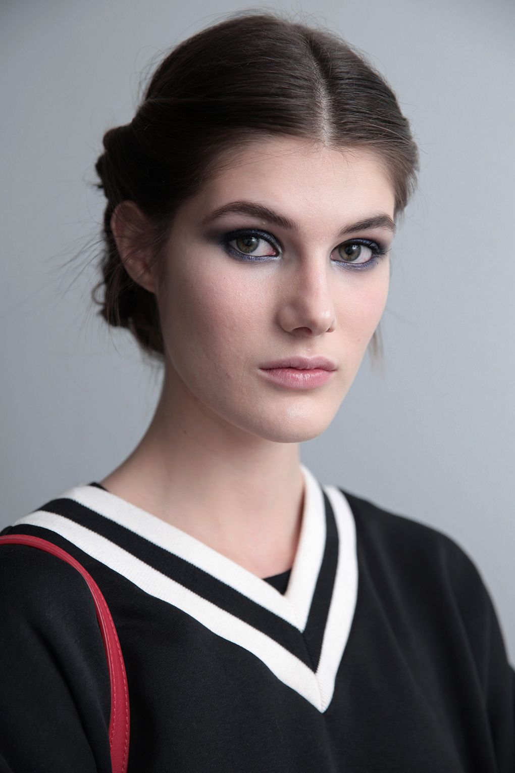 take-look-finest-beauty-inspirations-new-york-fashion-week-backstage