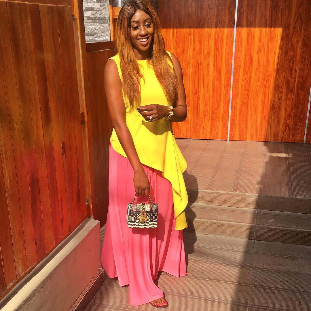 VERONICA ODEKA Is A True Boss When It Comes To Styling Skirts