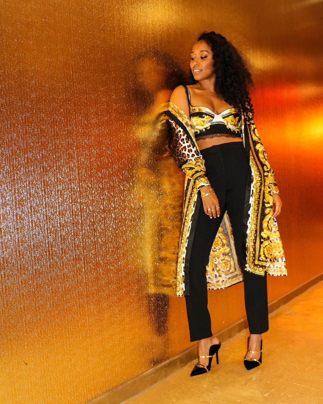 Classy Chic! SHIONA TURINI Is Definitely The Queen Of Crop Tops