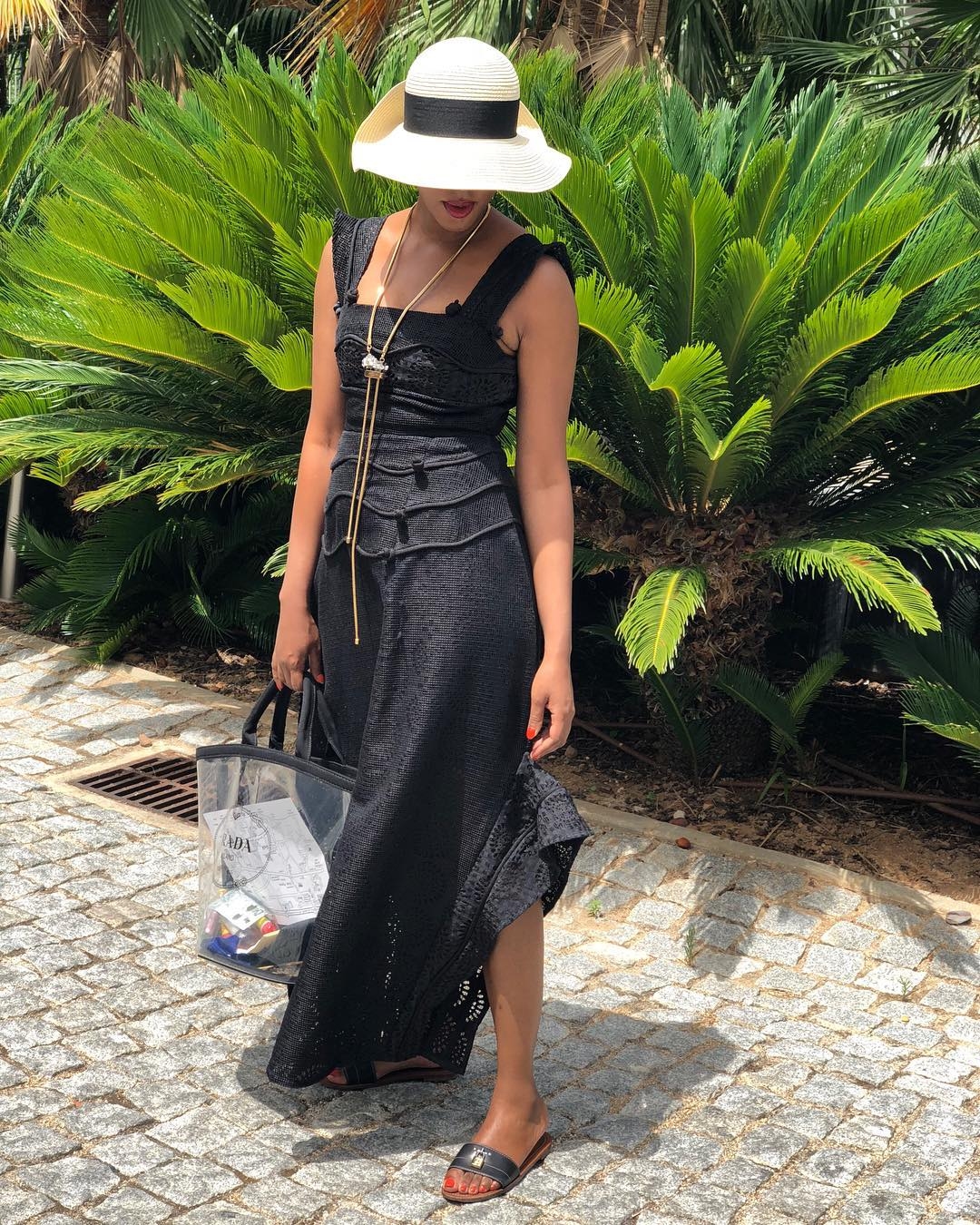 SR Vacay Watch: LEILA FOWLER Serves Vacay Style Goals In Portugal