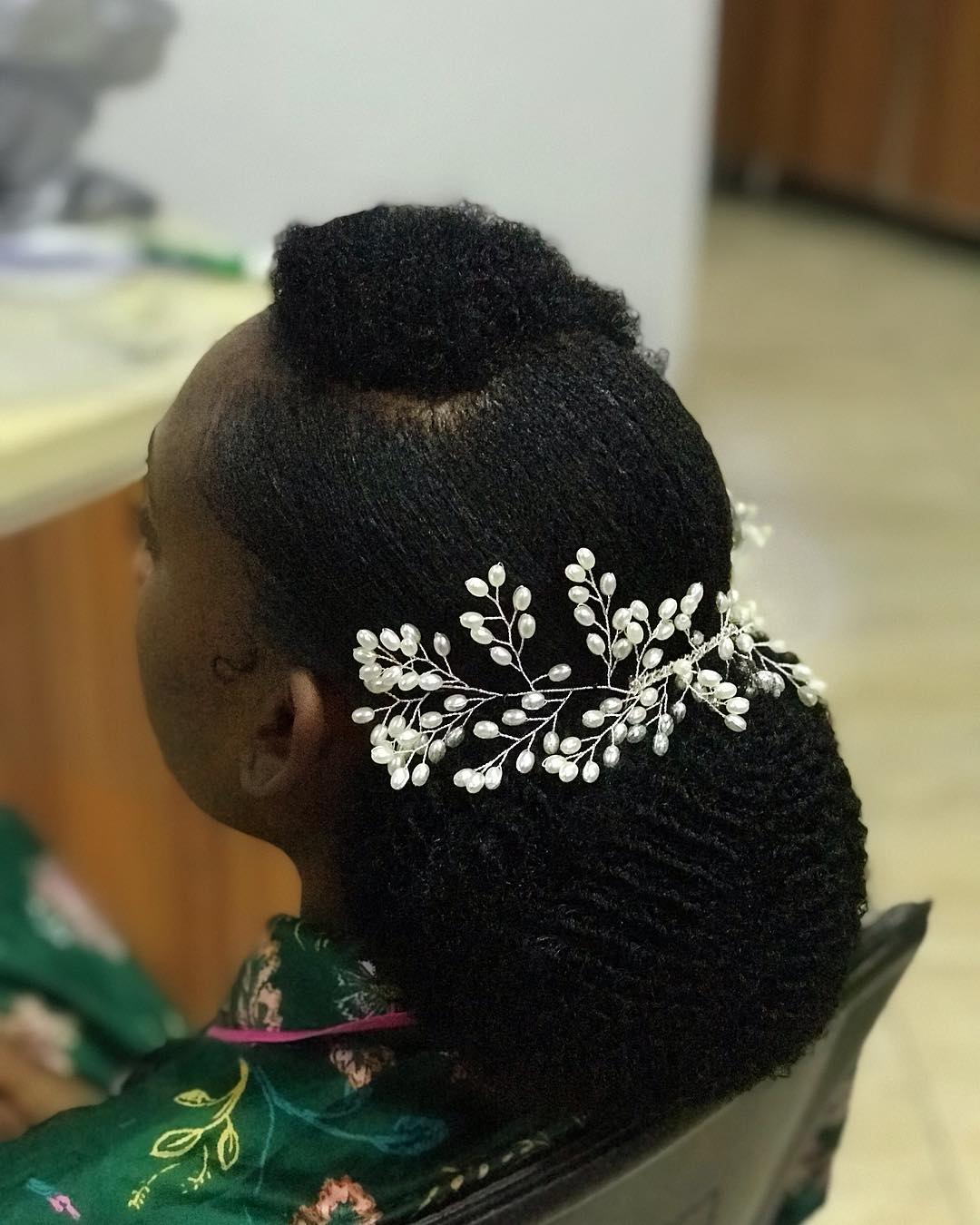 9 Natural Hairstyles for Brides Who Want To Flaunt Their Natural Locs
