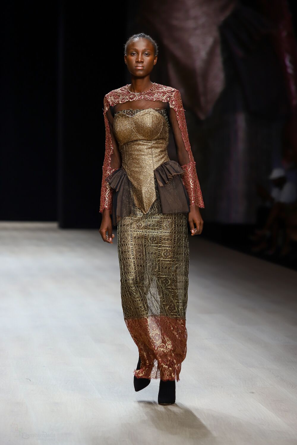 Odio Mimonet Showcased Wearable Art On The Runway
