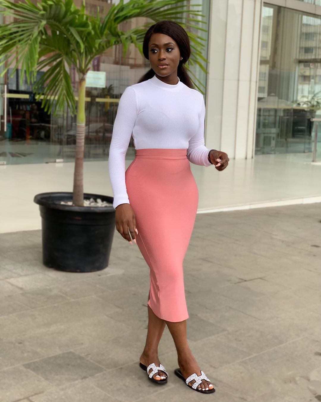 Linda Osifo's Style: 7 Reasons Why We Love Her Sense Of Fashion