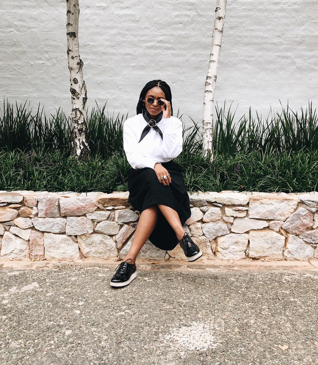 sa-blogger-cassandra-twalas-style-language-is-effortlessly-black-white-and-neutral