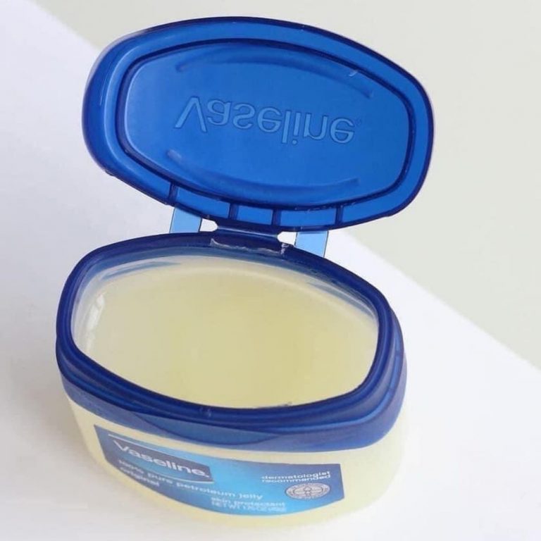 Is Vaseline A Good Lubricant Option For Sex A Girls Guide To Lubricants 