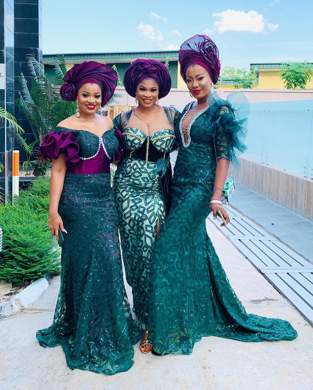 these-17-long-aso-ebi-gowns-are-sr-approved-this-wedding-season