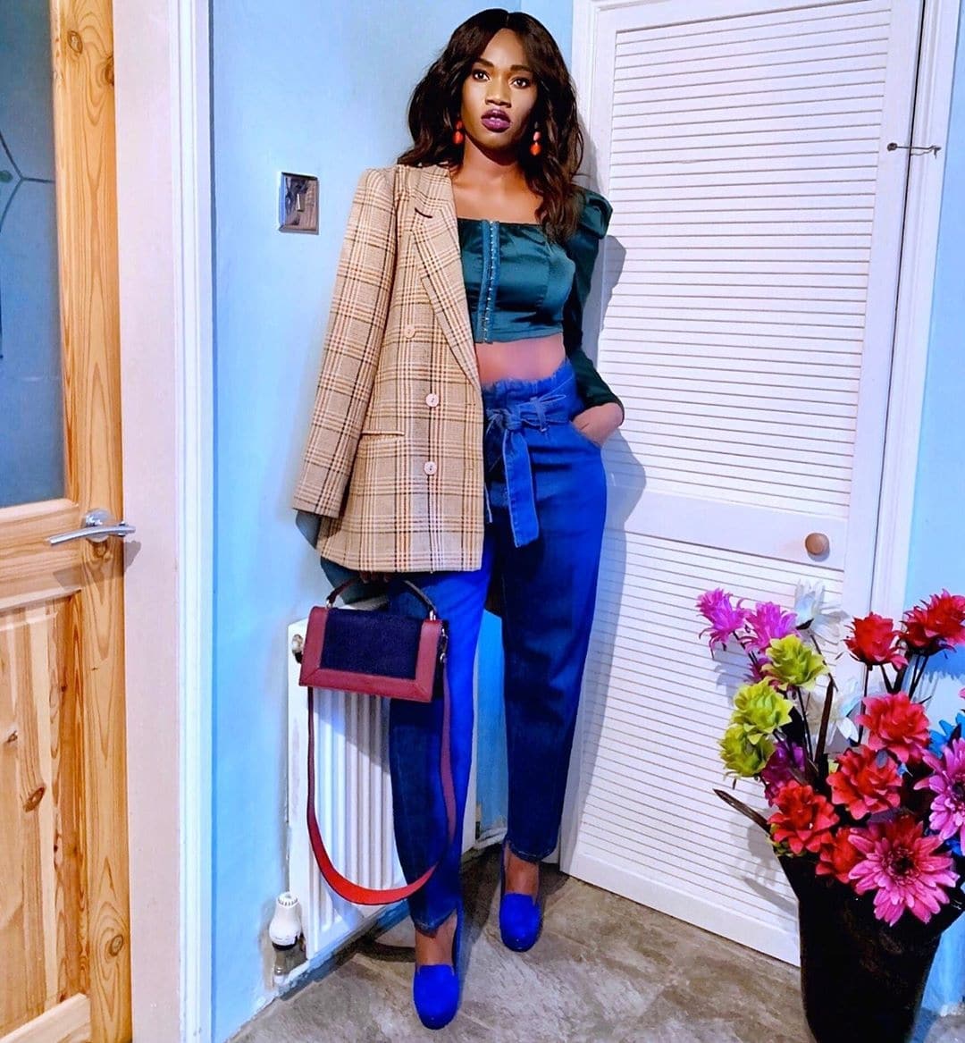 titi-asu-how-to-wear-blue-with-style
