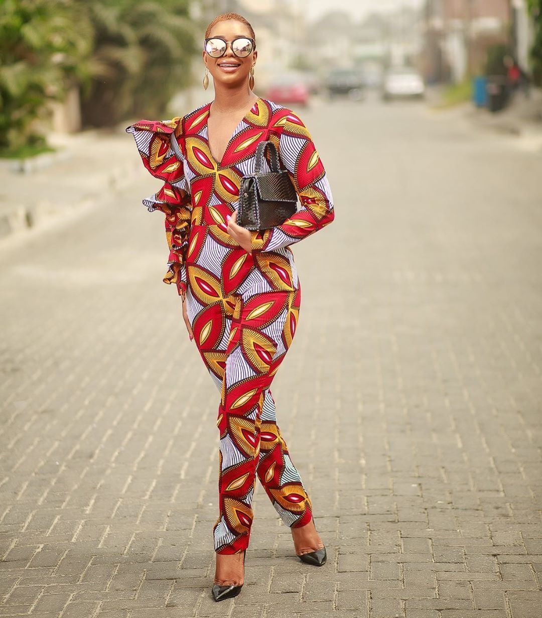 stunning-see-the-20-aso-ebi-styles-were-currently-vibing-with