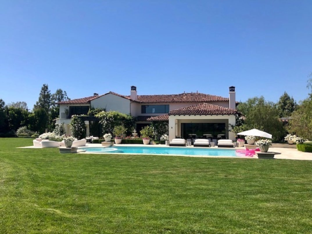 khloe-kardashian-house-mansion-for-sale