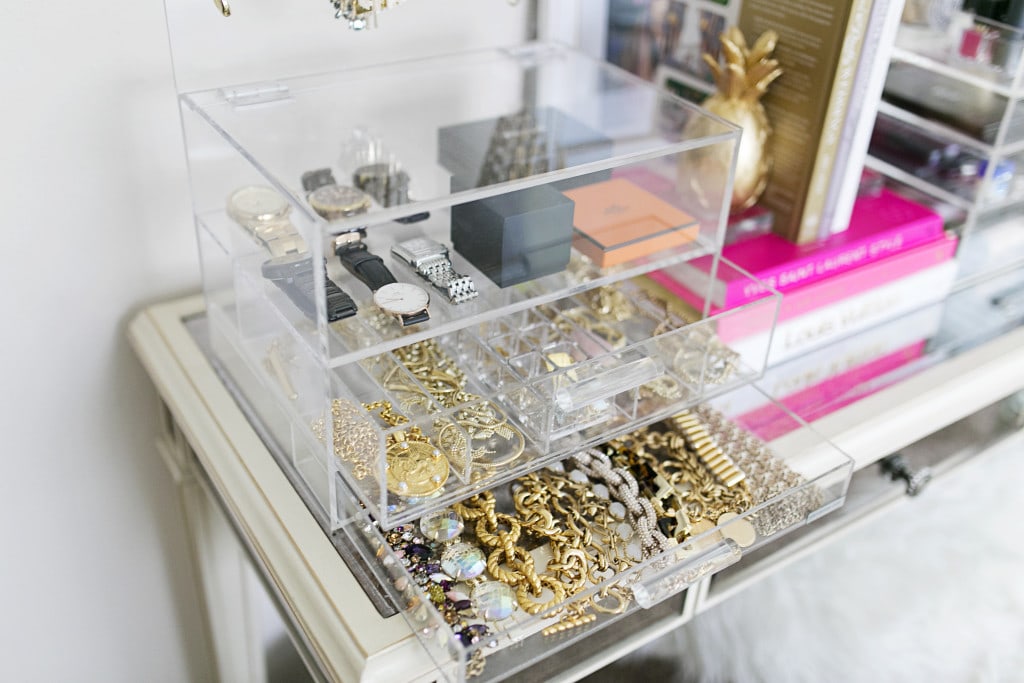 How to Organize Your Jewelry In 7 Chic Ways According To Your Style