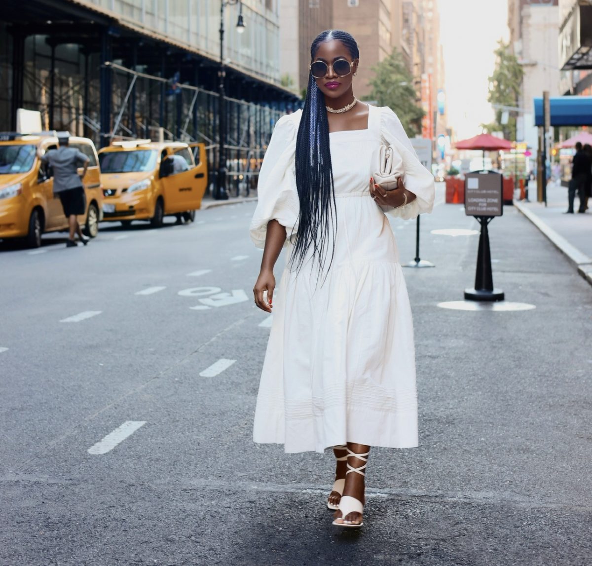 elfonnie shows her fashion style walking down New York City and talks about motherhood