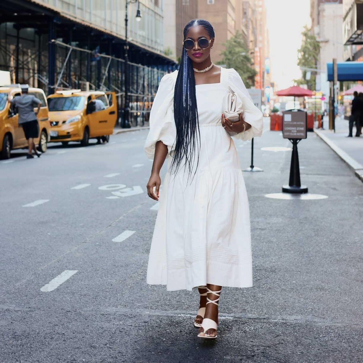 elfonnie shows her fashion style walking down New York City and talks about motherhood