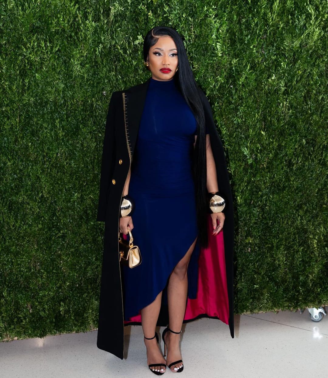 Nicki Minaj modish-celebrity-outfits