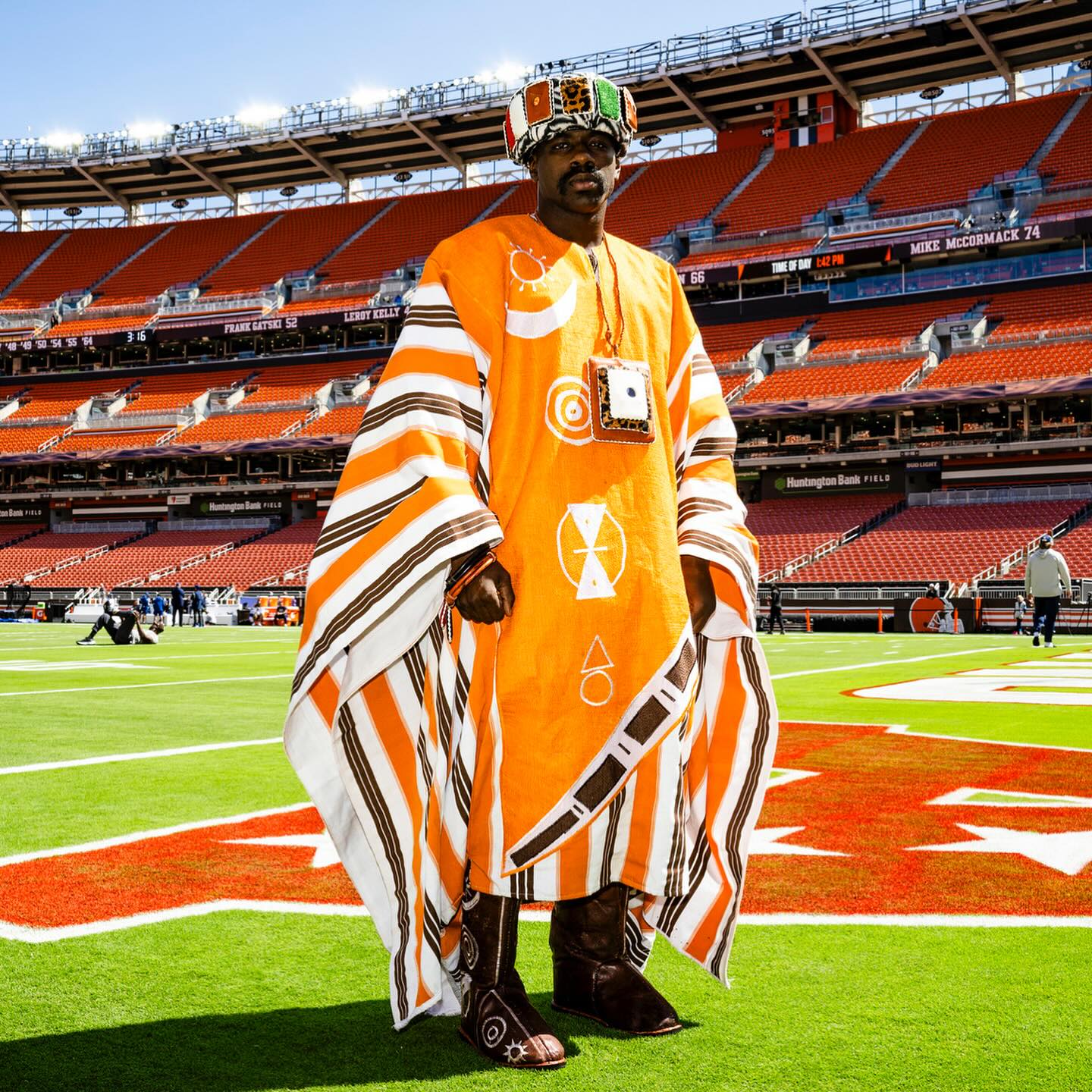 jeremiah-owusu-koramoah-nfl-style-african-style-rave