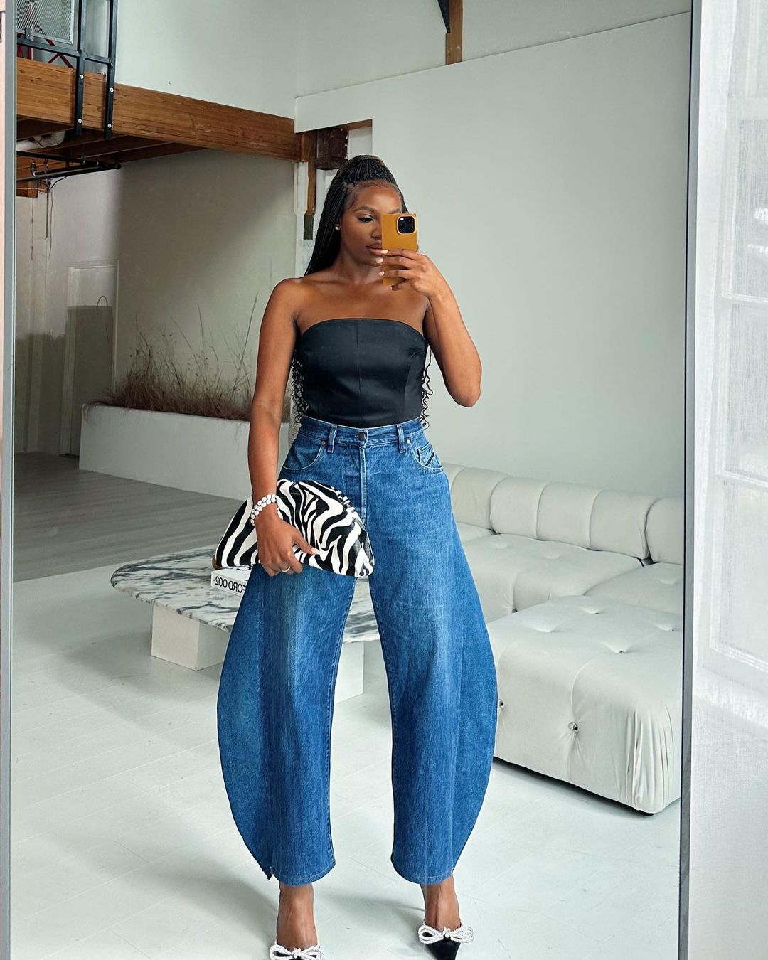 10-sleek-jeans-trends-2025-we're-glad-they're-still-in