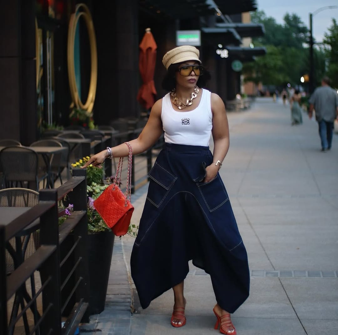 street wear dark wash jeans with tank top