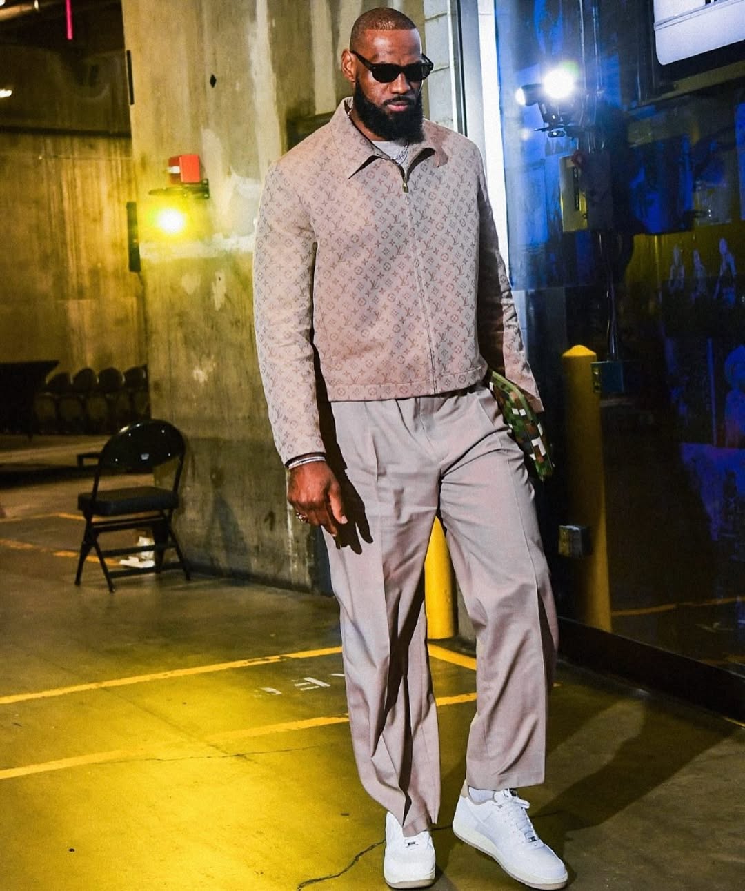 men-streetwear-style-rave