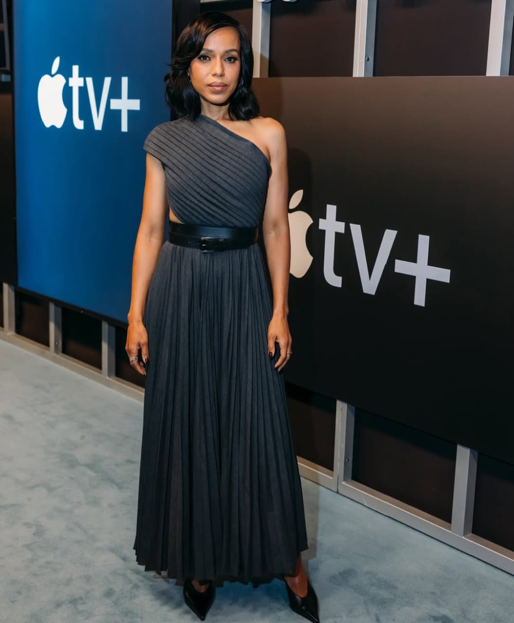 10 Celebrity Casual Dinner Outfits You Can Recreate